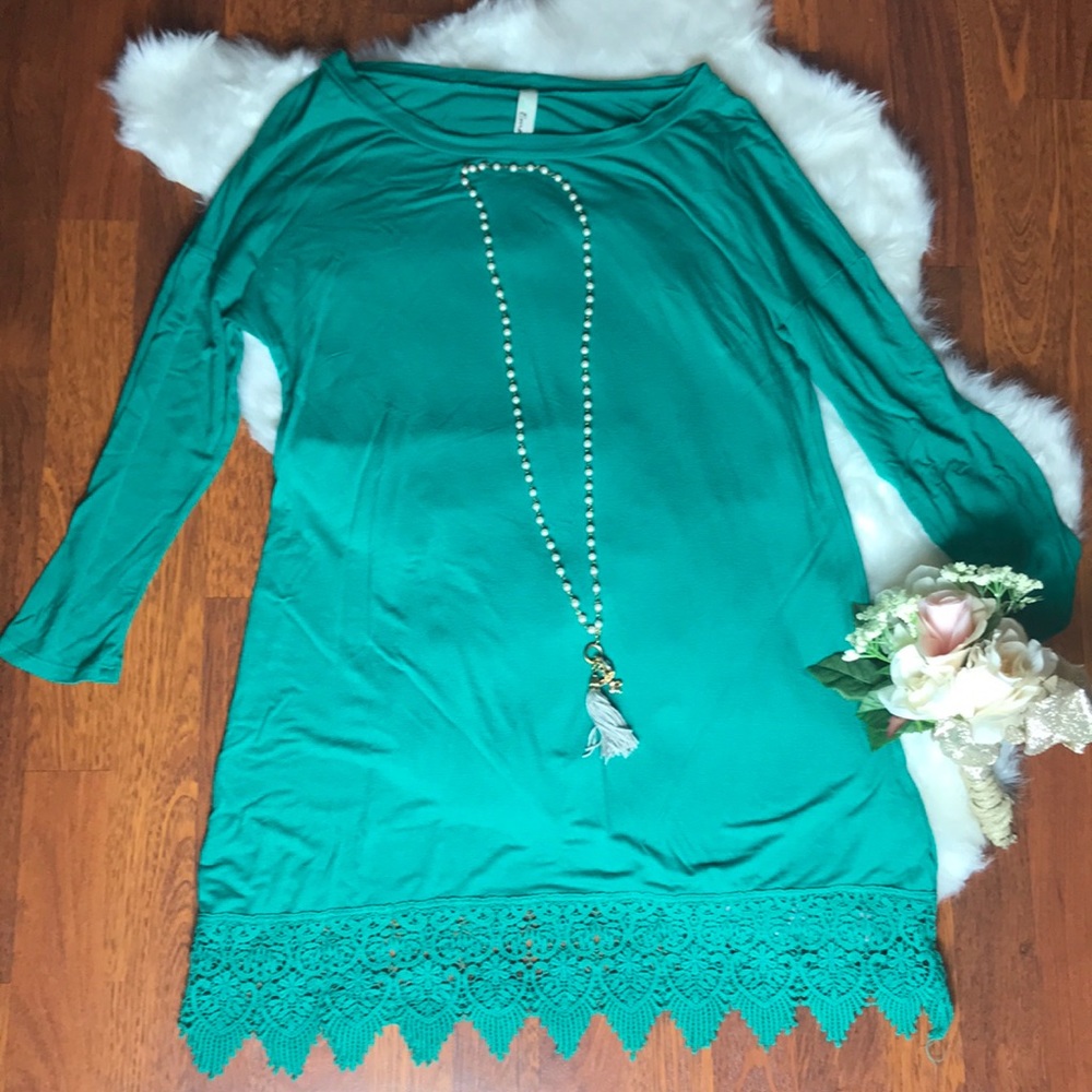 3/4 Sleeve Tunic Top with Lace